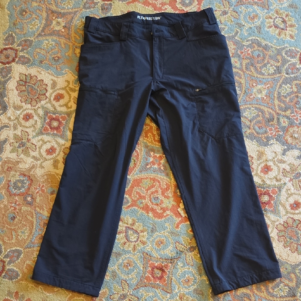 Men's Black Duluth Trading Flexpedition Pants
